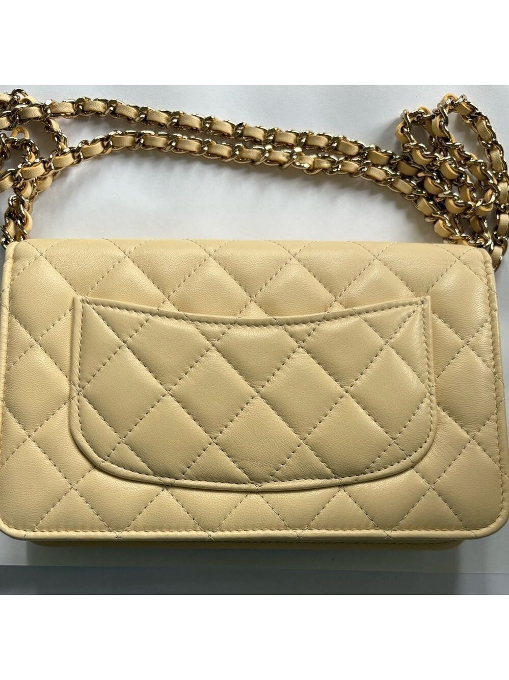 CHANEL Pastel Yellow Quilted Lambskin Crossbody Wallet on Chain “WOC” BRAND NEW - Picture 6 of 15